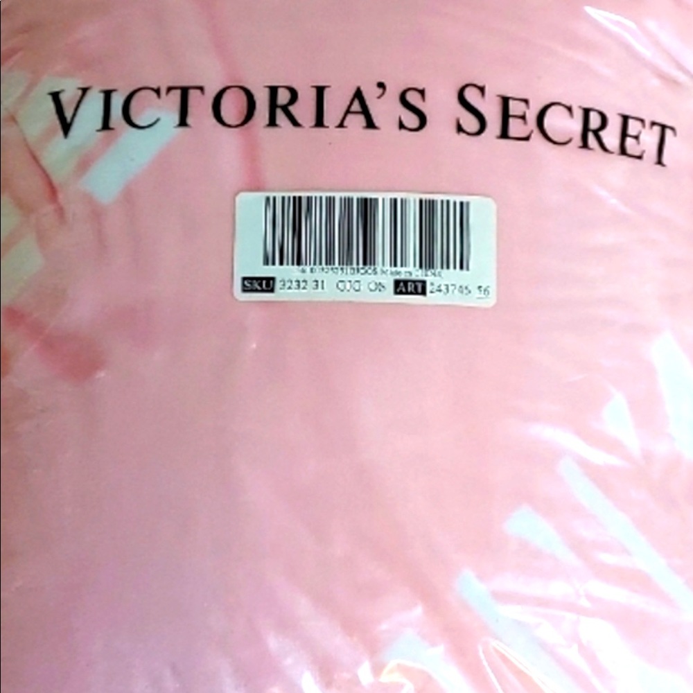 RARE VS PINK Large Fleece Blanket Throw